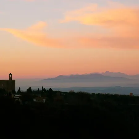 Hotel Bed & Bike Volterra