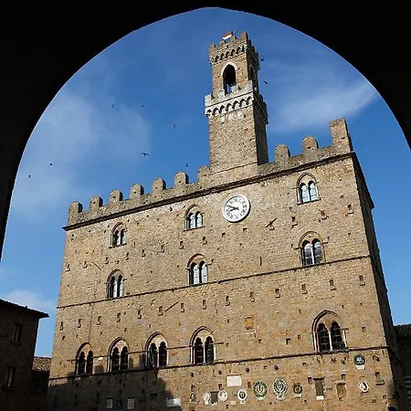 Bed & Bike 3* Volterra
