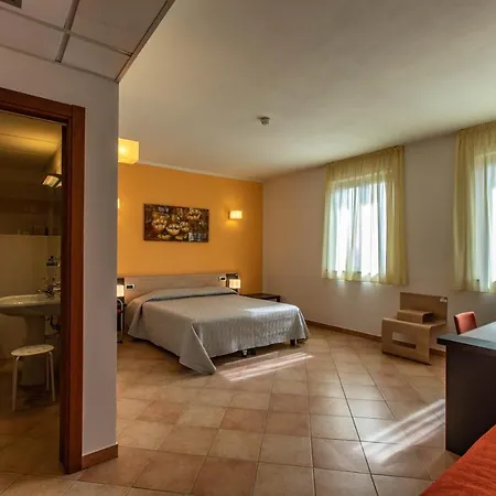 Bed & Bike 3*