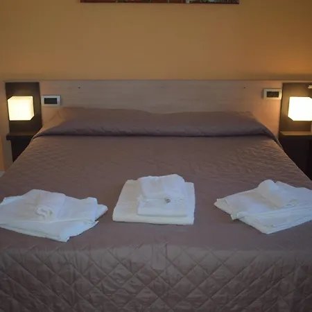 Bed & Bike 3*